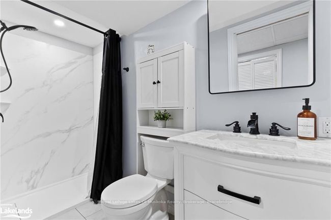 1105 Rosseau Lake Rd 1, House other with 3 bedrooms, 2 bathrooms and 8 parking in Windermere ON | Image 25