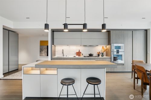 1403-838 Avenue Sq Ne, Bellevue, WA, 98004 | Card Image