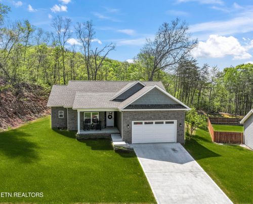 174 Flag Stone Way, Clinton, TN, 37716-7219 | Card Image
