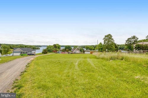 6201 Lake Front Way, Spotsylvania, VA, 22551-5879 | Card Image