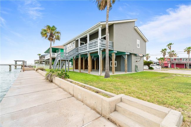 110 Bayshore Dr, House other with 2 bedrooms, 2 bathrooms and 3 parking in Ingleside TX | Image 32