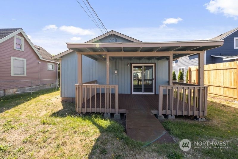 Cushman Ave, Tacoma, WA 98405