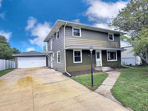 516 W 10th Street, KAUKAUNA, WI, 54130 | Card Image