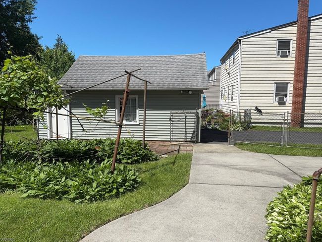 63 2 Nd Ave, House other with 4 bedrooms, 2 bathrooms and null parking in Garwood NJ | Image 37