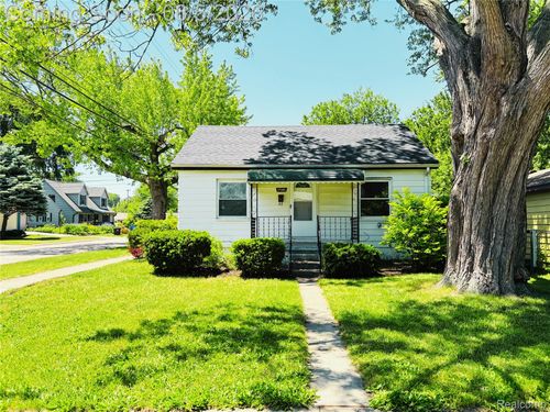27305 Townley St, Madison Heights, MI, 48071-3311 | Card Image