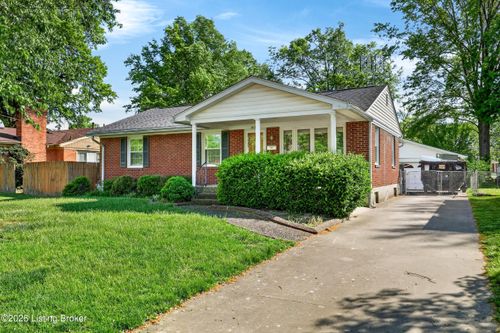 6137 Middlerose Cir, Louisville, KY, 40272-4424 | Card Image