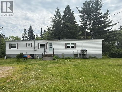 8 N Black River Rd, Black River Bridge, NB, E1N5S4 | Card Image