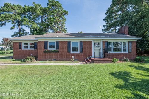 7244 Nc Highway 222, Fountain, NC, 27829-9215 | Card Image