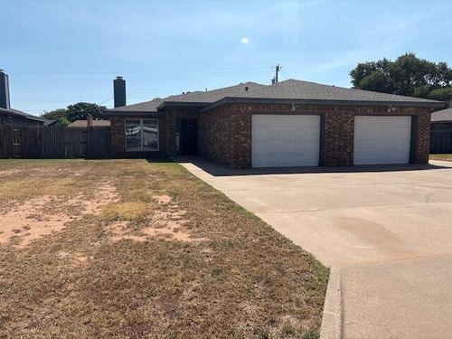 b-1304 Avenue F, Shallowater, TX, 79363-5644 | Card Image