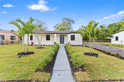 15920 Nw 17th Ct, Miami Gardens, FL, 33054-2124 | Card Image