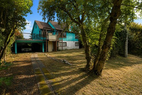 9400 Patterson Rd, Richmond, BC, V6X1R1 | Card Image