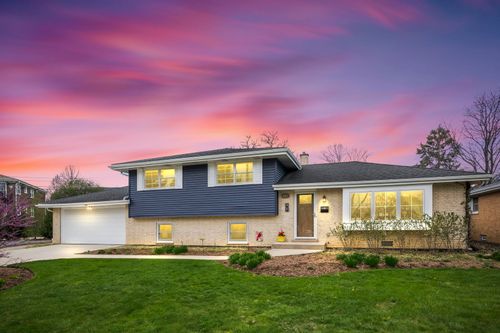 444 S Gibbons Avenue, Arlington Heights, IL, 60004 | Card Image