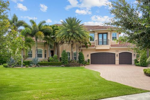 7727 Maywood Crest Dr, Palm Beach Gardens, FL, 33412-2476 | Card Image
