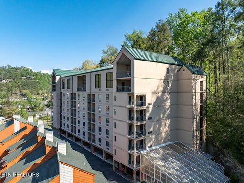 406-406-413 Baskins Creek Rd, Gatlinburg, TN, 37738 | Card Image