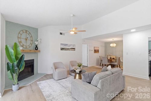 1612 Sharon Rd W, Charlotte, NC, 28210-5501 | Card Image