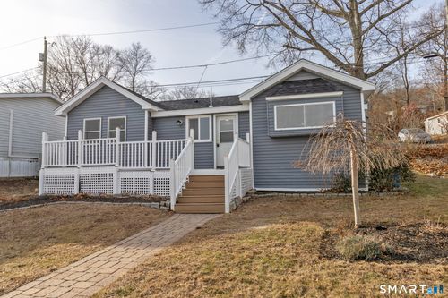 15 Waterview Cir, East Hampton, CT, 06424-1473 | Card Image