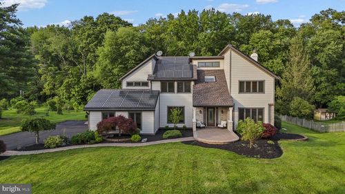 18 Haskel Dr, West Windsor, NJ, 08550-5401 | Card Image