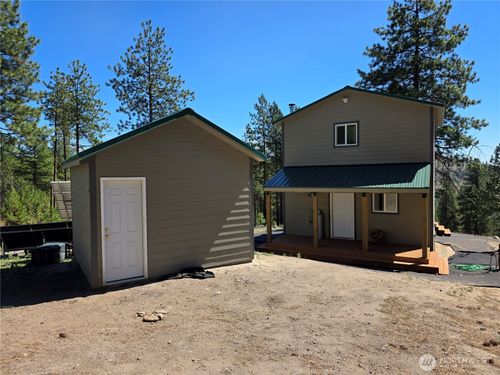 147 W High Country Dr, Tonasket, WA, 98855-5004 | Card Image