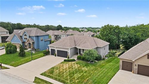 701 Indian Trail Ct, Smithville, MO, 64089-7809 | Card Image