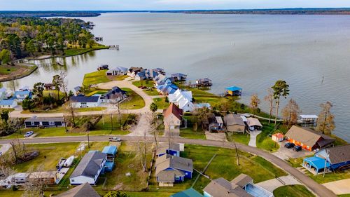 400 E Woodland Shores Dr, Pointblank, TX, 77364 | Card Image