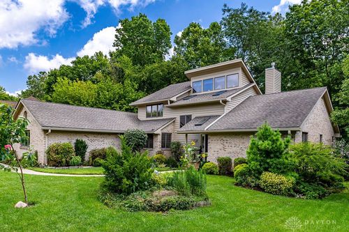 570 Rustic Trl, Beavercreek, OH, 45434-7323 | Card Image