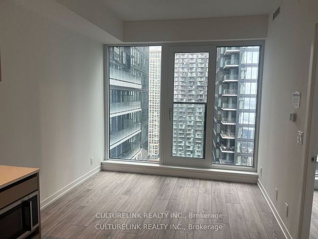 3808 - 55 Mercer St, Condo with 1 bedrooms, 1 bathrooms and null parking in Toronto ON | Image 4