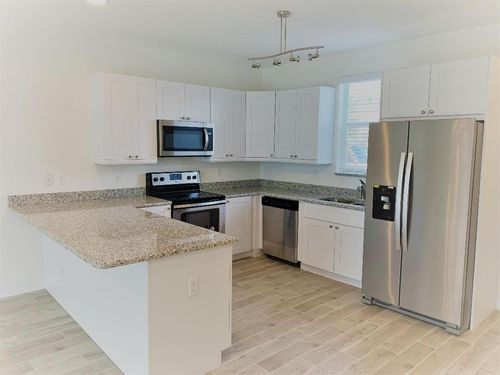 124 Osprey Cir, Lantana, FL, 33462-4531 | Card Image