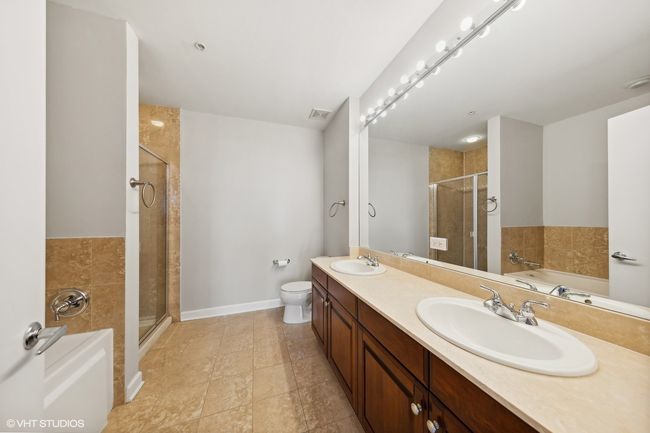 APT-1902 - 233 E 13 Th St, Condo with 2 bedrooms, 2 bathrooms and 2 parking in Chicago IL | Image 13