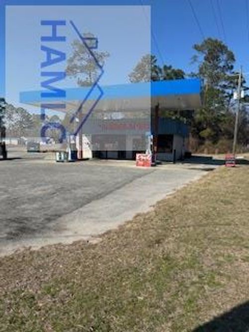 18 Nails Ferry Rd, Baxley, GA, 31513-2210 | Card Image