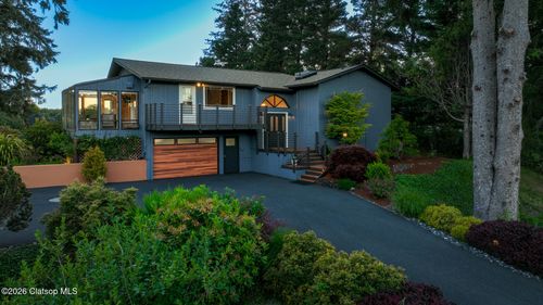 33247 Wood Duck Ln, Warrenton, OR, 97146-7215 | Card Image