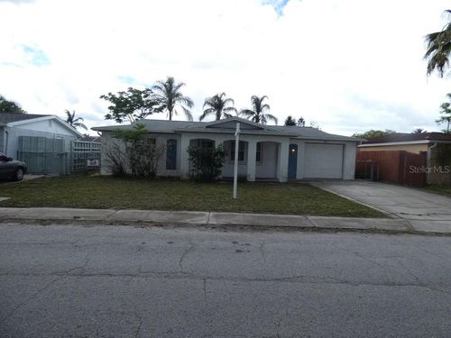 3214 Pinon Dr, HOLIDAY, FL, 34691-4717 | Card Image