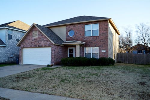 10065 Chapel Oak Trl, Fort Worth, TX, 76116-1233 | Card Image