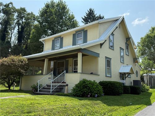 1126 S 6th St, Indiana, PA, 15701-3733 | Card Image