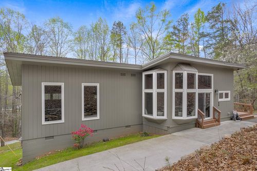 4828 Highway 11, Pickens, SC, 29671-9563 | Card Image
