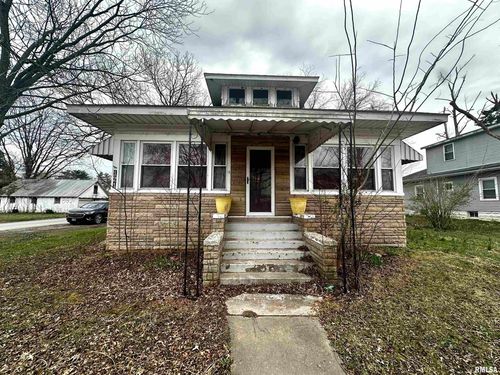 121 E Church St, Galatia, IL, 62935-1310 | Card Image