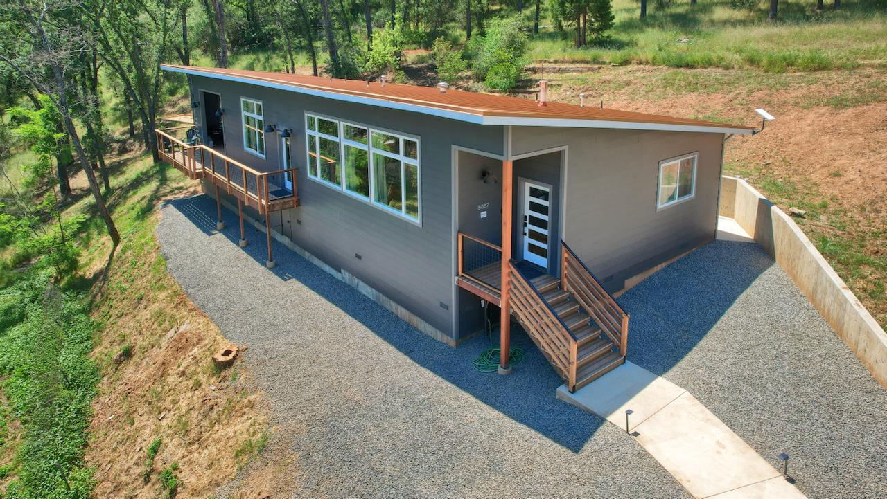 Residential in Mariposa 5