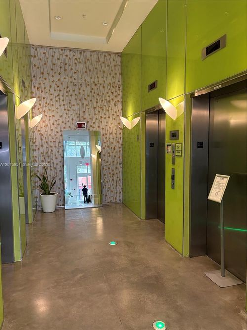 210-133 Ne 2nd Ave, Miami, FL, 33132-2904 | Card Image