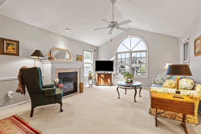 1143 Links Way, Condo with 3 bedrooms, 3 bathrooms and 2 parking in Gibsonia PA | Image 9