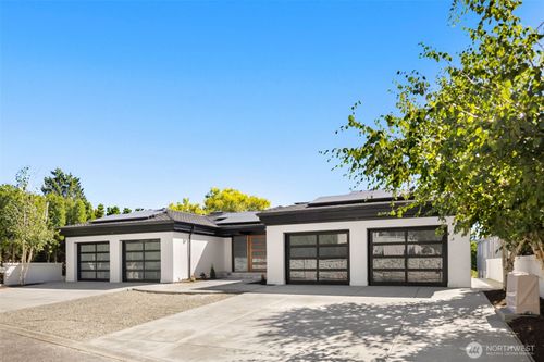 5044 Butterworth Road, Mercer Island, WA, 98040 | Card Image