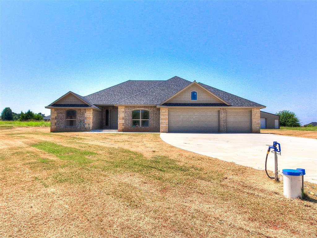 Oak Tree Cir, Edmond, OK 73025