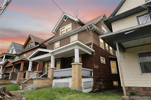 451 7th Street, Niagara Falls, NY, 14301 | Card Image