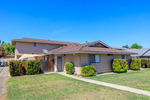 19864 1st Street, Hilmar, CA, 95324 | Card Image