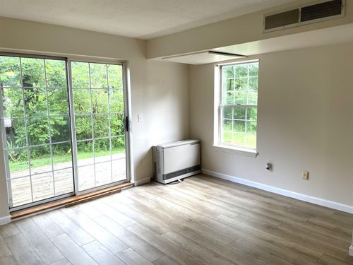 161 River'S Edge Drive, Burlington, VT, 05401 | Card Image