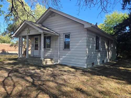 3370 Harris St, Ferndale, MI, 48220-3424 | Card Image