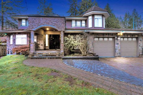 1219 Arborlynn Dr, North Vancouver, BC, V7J2V5 | Card Image