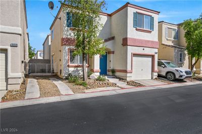 10064 Fragile Fields Street, House other with 3 bedrooms, 2 bathrooms and null parking in Las Vegas NV | Image 2