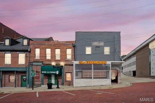 314 State St, Alton, IL, 62002-6133 | Card Image