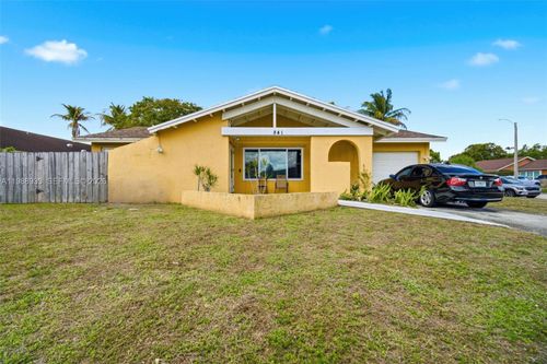 841 Sw 55th Ave, Margate, FL, 33068-2918 | Card Image
