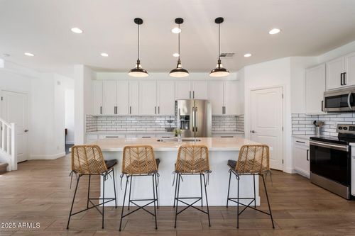 512 E Bamboo Ln, San Tan Valley, AZ, 85140-1208 | Card Image
