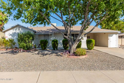 10327 W Pinehurst Dr, Sun City, AZ, 85351-4139 | Card Image